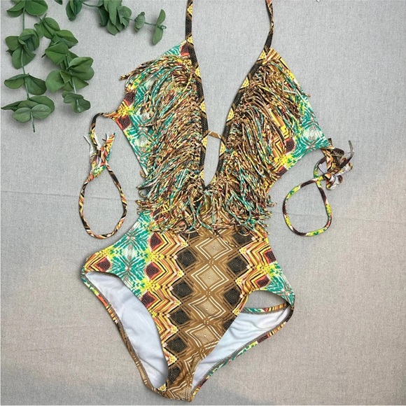⭐️NWT⭐️ RVCA "Yatzi" Boho Fringe one-piece swimsuit - Size: S - Picture 10 of 16